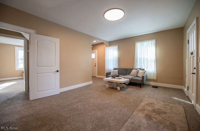 137 Noble Street W, East Canton, OH 44730