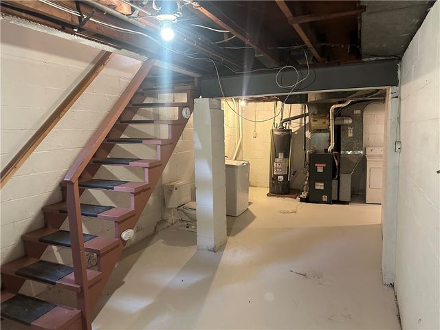 647 Dunster St, Brookline, PA 15226