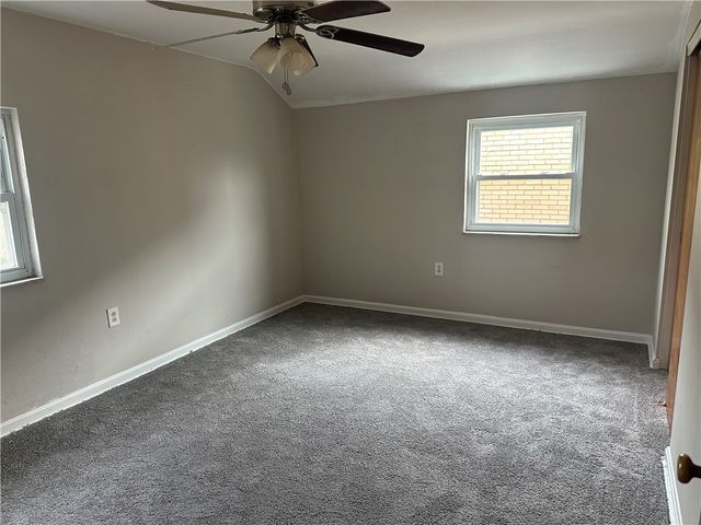 647 Dunster St, Brookline, PA 15226