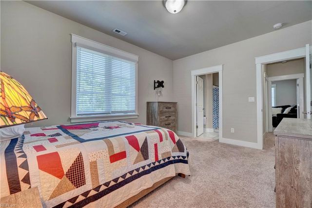 3713 Willow Glenn CIR, Suffolk, VA 23435