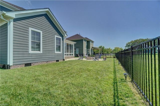 3713 Willow Glenn CIR, Suffolk, VA 23435