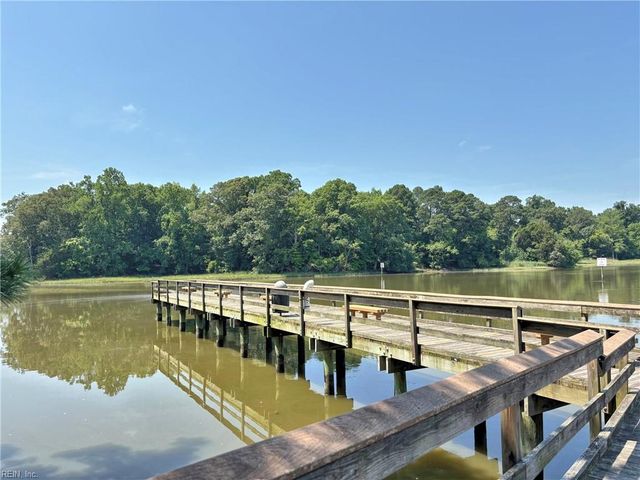 3713 Willow Glenn CIR, Suffolk, VA 23435