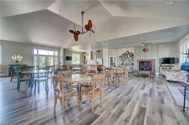 3713 Willow Glenn CIR, Suffolk, VA 23435