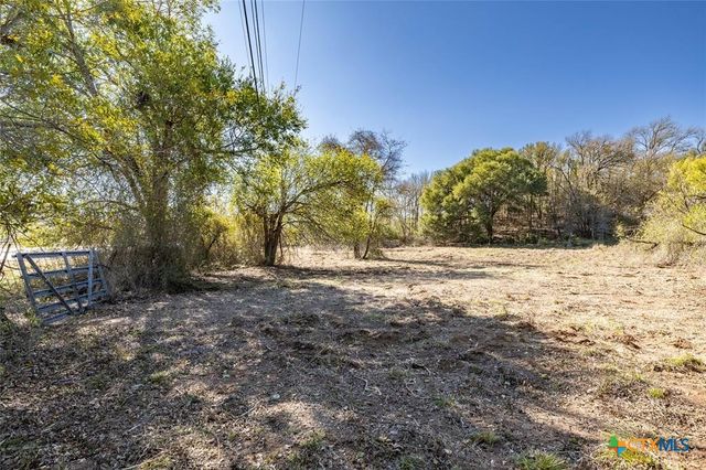 6635 S Highway 183, Lockhart, TX 78640