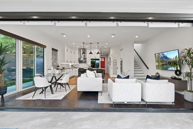 195 Sunnyside Avenue, Campbell, CA 95008