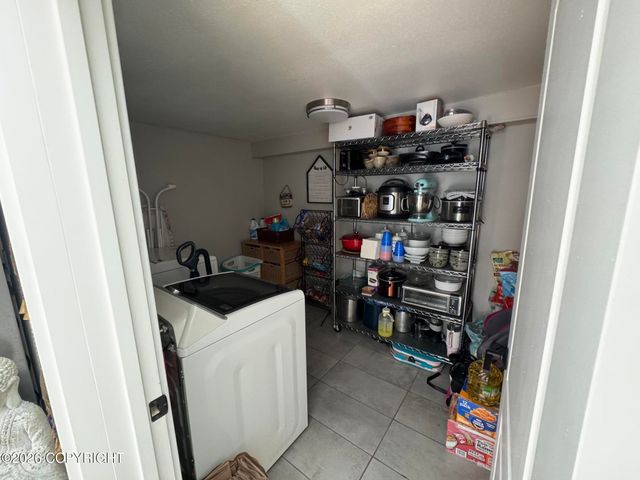 3107 Willow Street, Anchorage, AK 99517