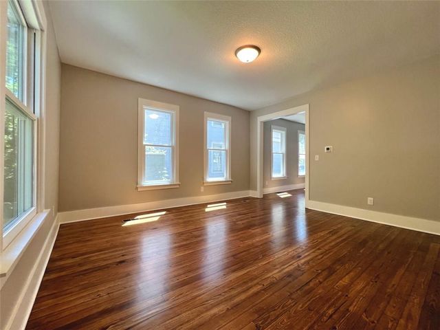 1107 Connecticut Street, Lawrence, KS 66044