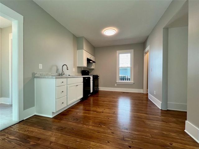 1107 Connecticut Street, Lawrence, KS 66044