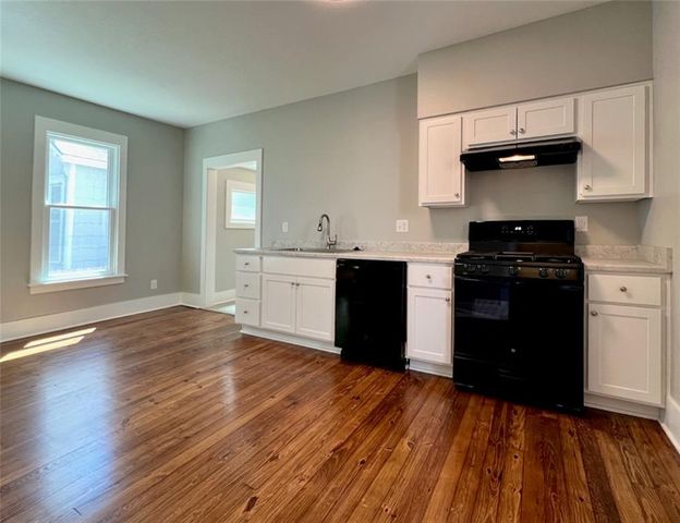 1107 Connecticut Street, Lawrence, KS 66044