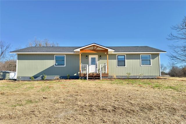 9710 Hillcrest Drive, Edmond, OK 73025