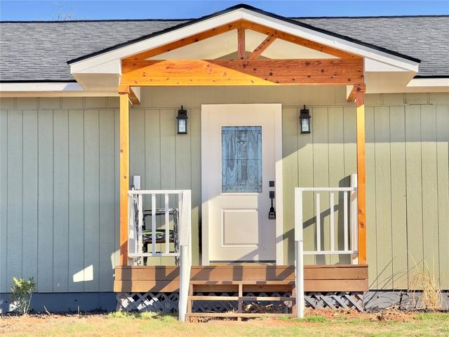 9710 Hillcrest Drive, Edmond, OK 73025