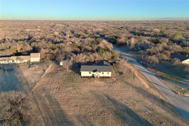 9710 Hillcrest Drive, Edmond, OK 73025