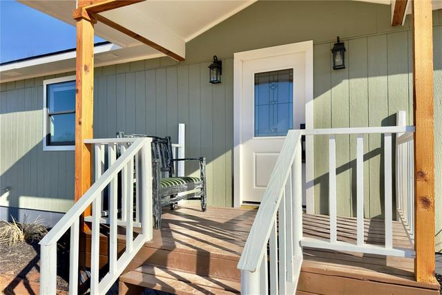 9710 Hillcrest Drive, Edmond, OK 73025