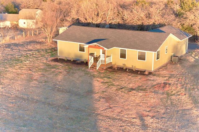 9710 Hillcrest Drive, Edmond, OK 73025