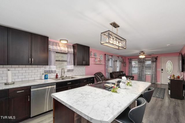 1828 Avalon Street, Kingsport, TN 37664