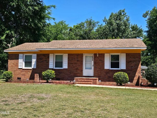 4918 Ellsworth Drive, Fayetteville, NC 28304