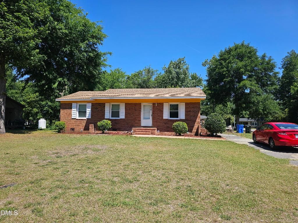 4918 Ellsworth Drive, Fayetteville, NC 28304