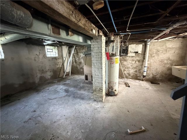 1205 E 111th Street, Cleveland, OH 44108