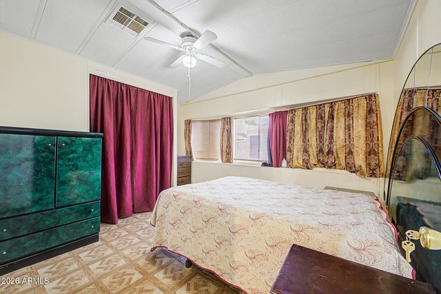 8601 N 71ST Avenue 113, Glendale, AZ 85301