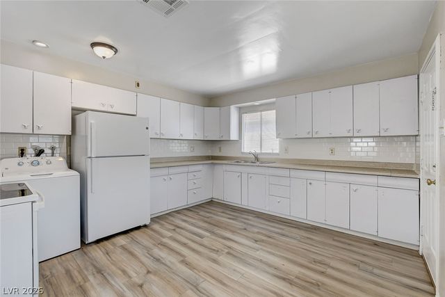 214 West Victory Road, Henderson, NV 89015