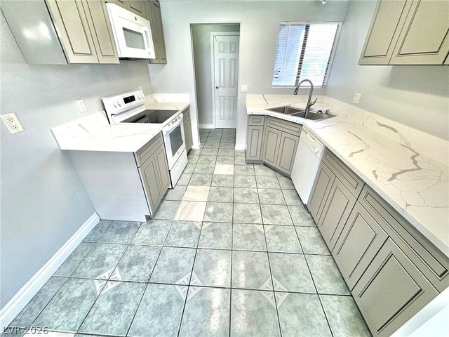 5119 Reeder Circle, Las Vegas, NV 89119