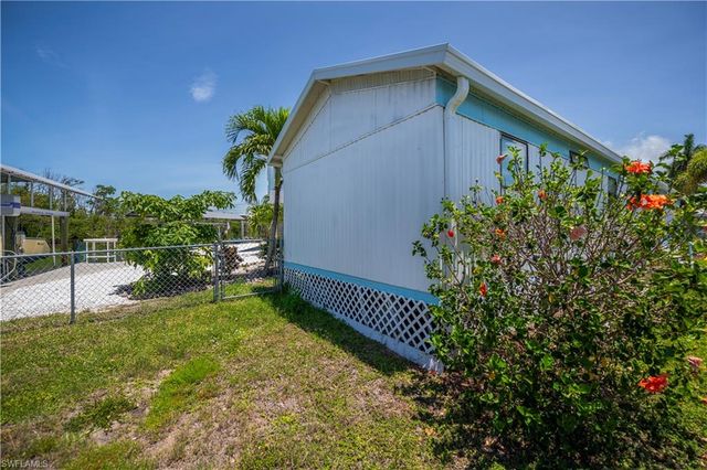3965 Phoenix DR, St. James City, FL 33956