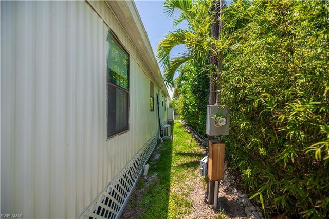 3965 Phoenix DR, St. James City, FL 33956