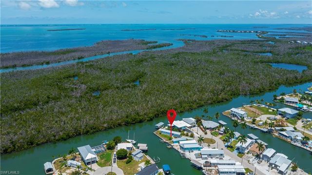 3965 Phoenix DR, St. James City, FL 33956