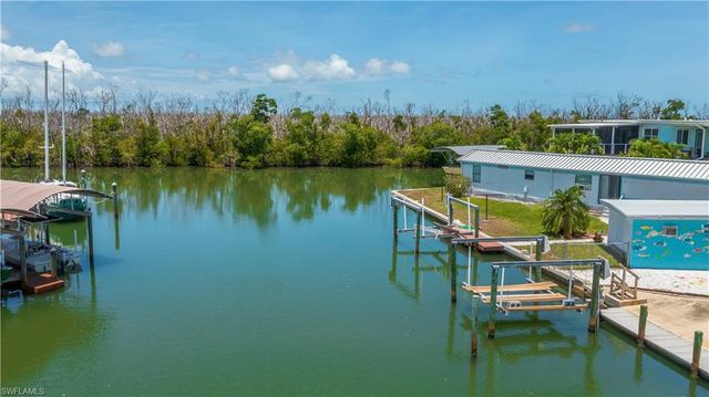 3965 Phoenix DR, St. James City, FL 33956