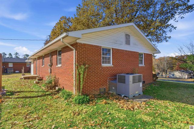 771 Chestnut Street, Calvert City, KY 42029