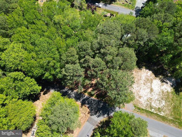 17 KENT AVE, Ocean View, DE 19970