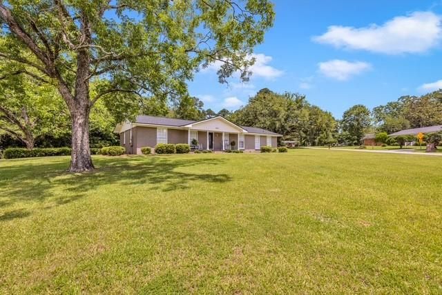 2858 Woodmere W Street, Mobile, AL 36693