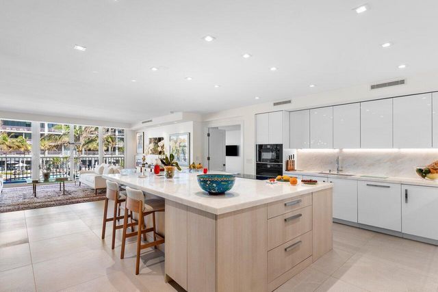 2000 S Ocean Boulevard 103, Palm Beach, FL 33480