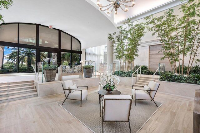 2000 S Ocean Boulevard 103, Palm Beach, FL 33480