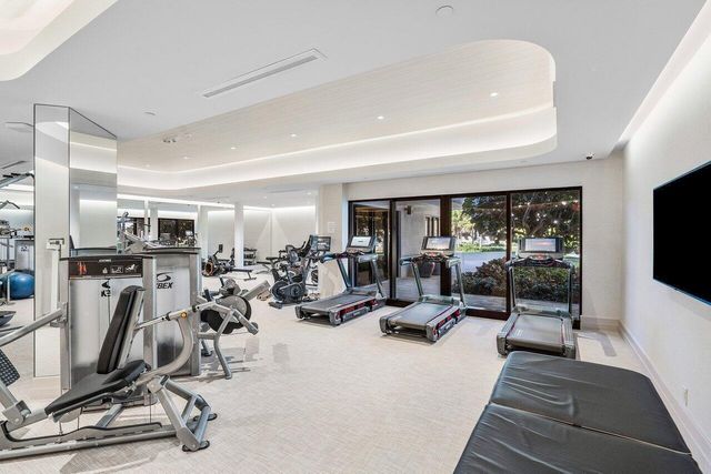 2000 S Ocean Boulevard 103, Palm Beach, FL 33480