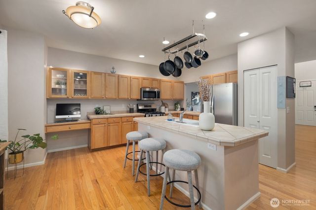 5844 Marshall Place SE, Auburn, WA 98092