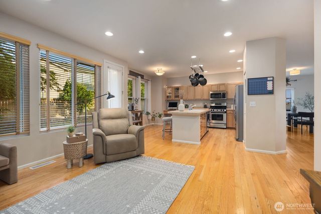 5844 Marshall Place SE, Auburn, WA 98092