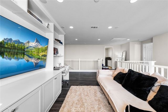 4991 Naples Way, Rancho Cucamonga, CA 91739