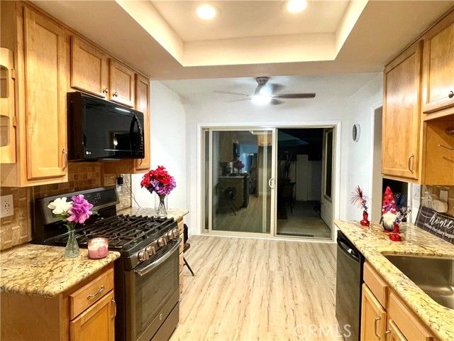 9866 Lido Way 20, Cypress, CA 90630