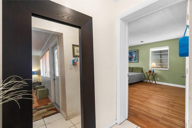 1601 NE 48TH Court, Oakland Park, FL 33334