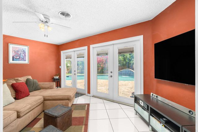 1601 NE 48TH Court, Oakland Park, FL 33334