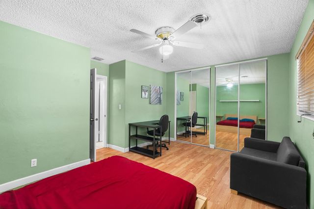 1601 NE 48TH Court, Oakland Park, FL 33334