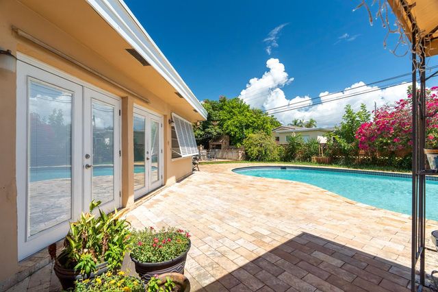 1601 NE 48TH Court, Oakland Park, FL 33334