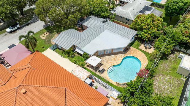 1601 NE 48TH Court, Oakland Park, FL 33334
