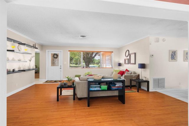 1601 NE 48TH Court, Oakland Park, FL 33334