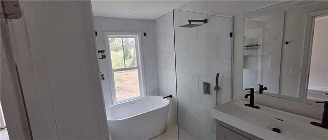 628 Farrar Court, Decatur, GA 30032