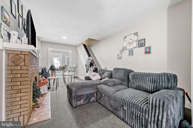 818 N CURLEY ST, Baltimore, MD 21205