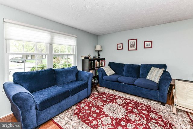 1721 WHITEWOOD LN, Herndon, VA 20170
