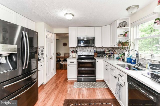 1721 WHITEWOOD LN, Herndon, VA 20170