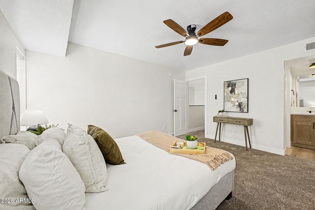 4470 W PALMAIRE Avenue, Glendale, AZ 85301